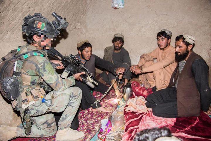 نیروهای دولتی ۲۸ نفر را از یک زندان طالبان در زابل رها کردند + تصاویر